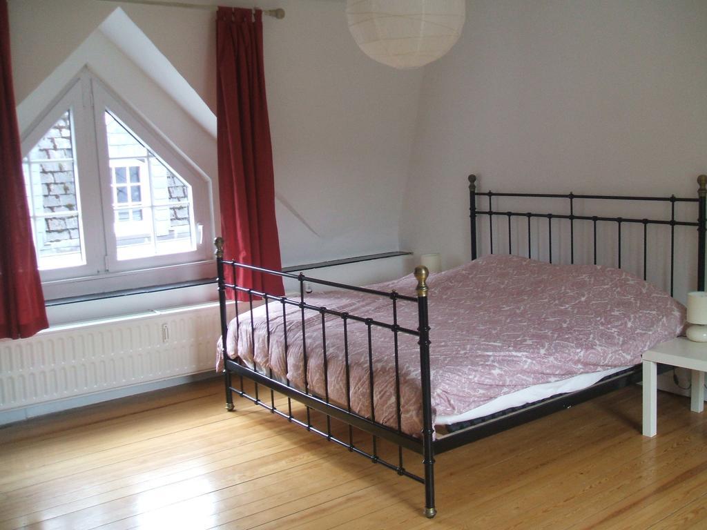 Le Chaumont Apartment Stavelot Exterior photo